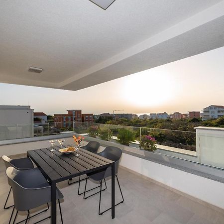 Apartments&Rooms Pool Villas Maris Novalja Exterior foto